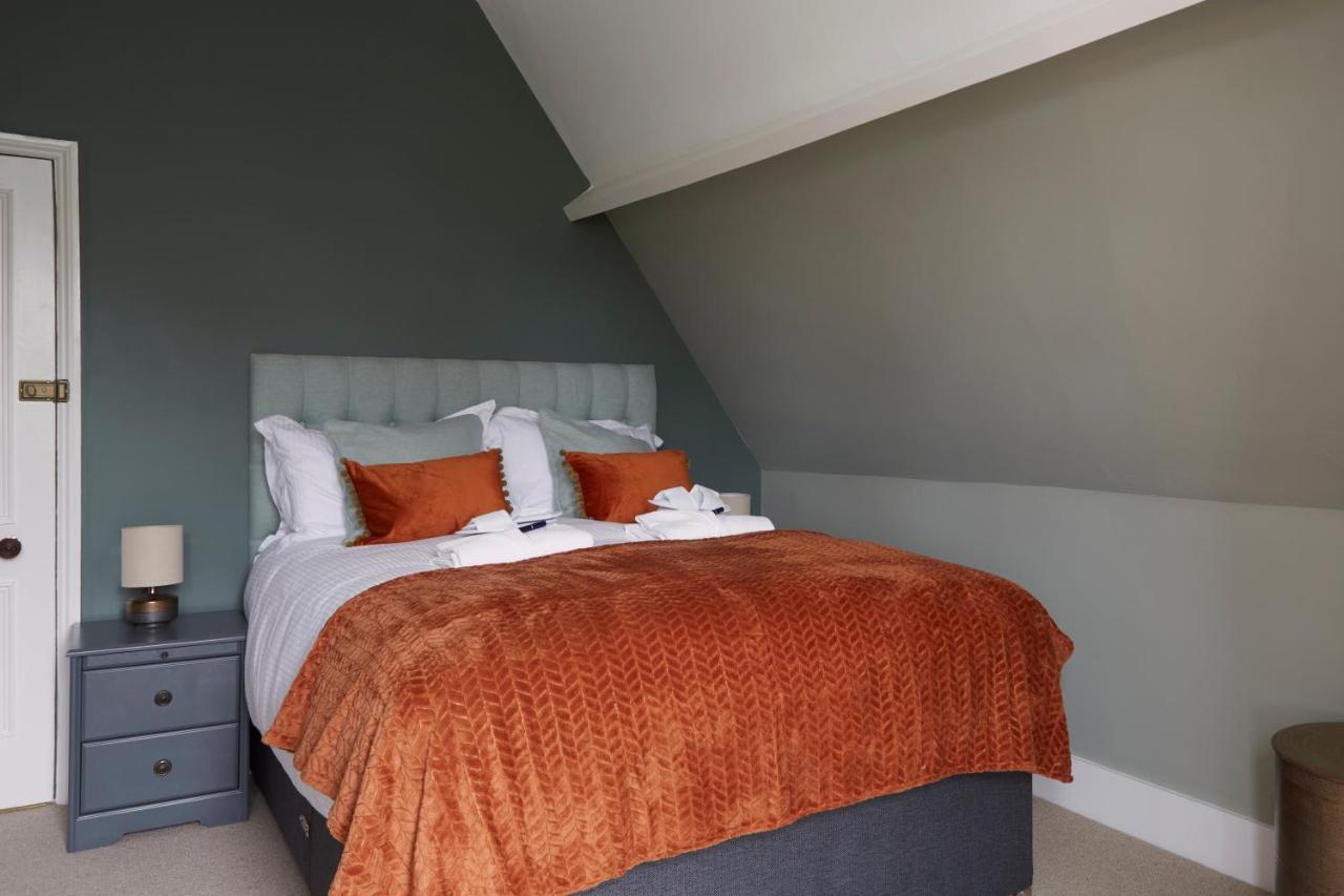Hotel Sentry Mead Hotel 3*